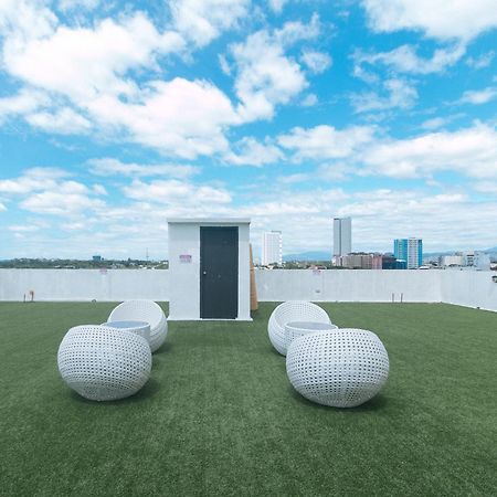 59 Xavierville By Reddoorz Cubao المظهر الخارجي الصورة